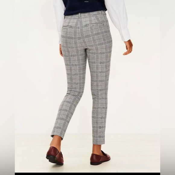 Loft The Sutton Skinny gray Black Multi Plaid Ankle Pants Size 4 slacks - Picture 8 of 8